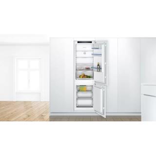 BOSCH - Combinado Enc. Série4 KIN86VFE0