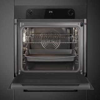 SMEG - Forno Multifunções Preto Musa SF6200TB