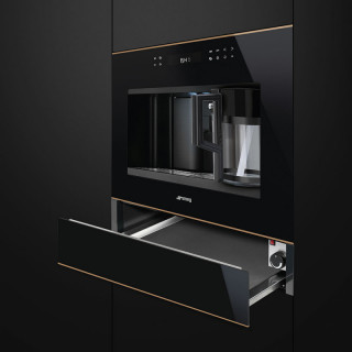 SMEG - Máq. Café e Capuccino Encastre CMS4604NR