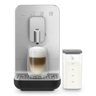 SMEG - Máq. Café Automática BCC13BLMEU